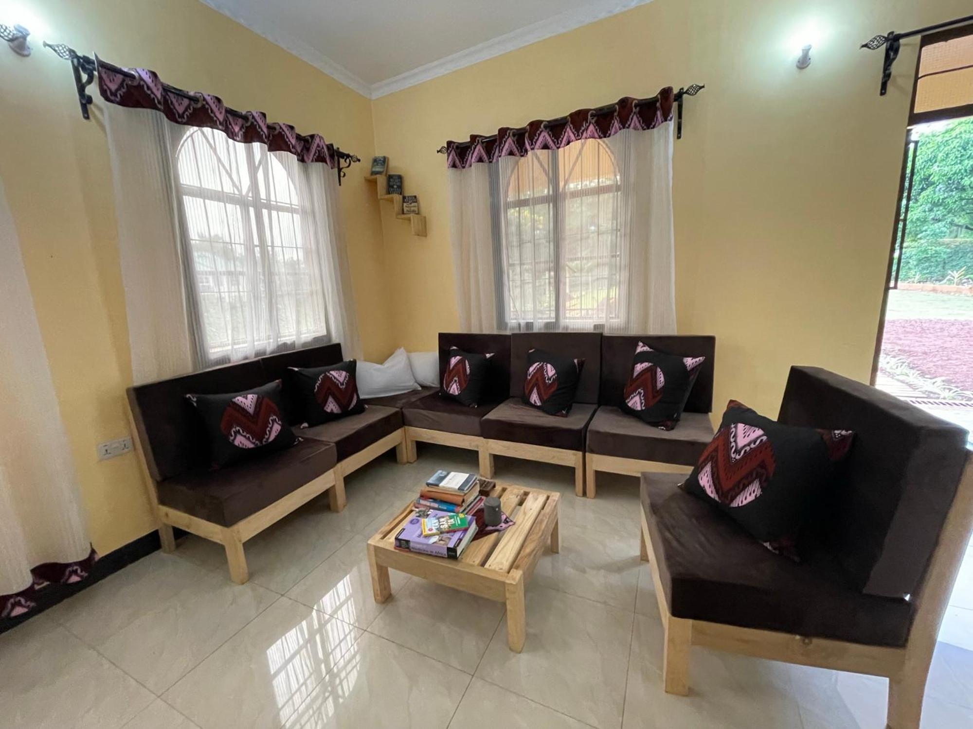 Home Feeling Kilimanjaro Moshi Zewnętrze zdjęcie